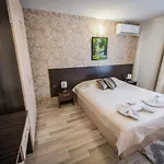 Vida Family -top Location
