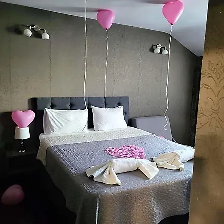 Vida Family -top Location فندق فيدين